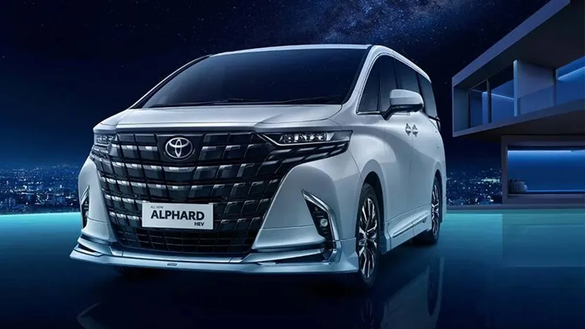 Eksterior Alphard Transformer Rental Mobil Bandung