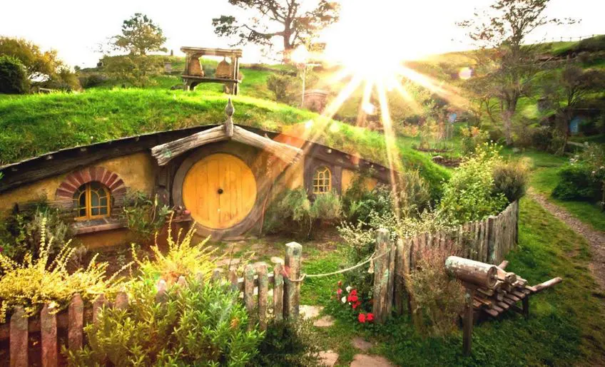 Rental Mobil Untuk Itinerary Liburan Seharian di Bandung