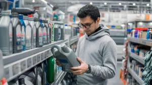 Rekomendasi Memilih Oli yang Tepat Untuk Mobil Alphard