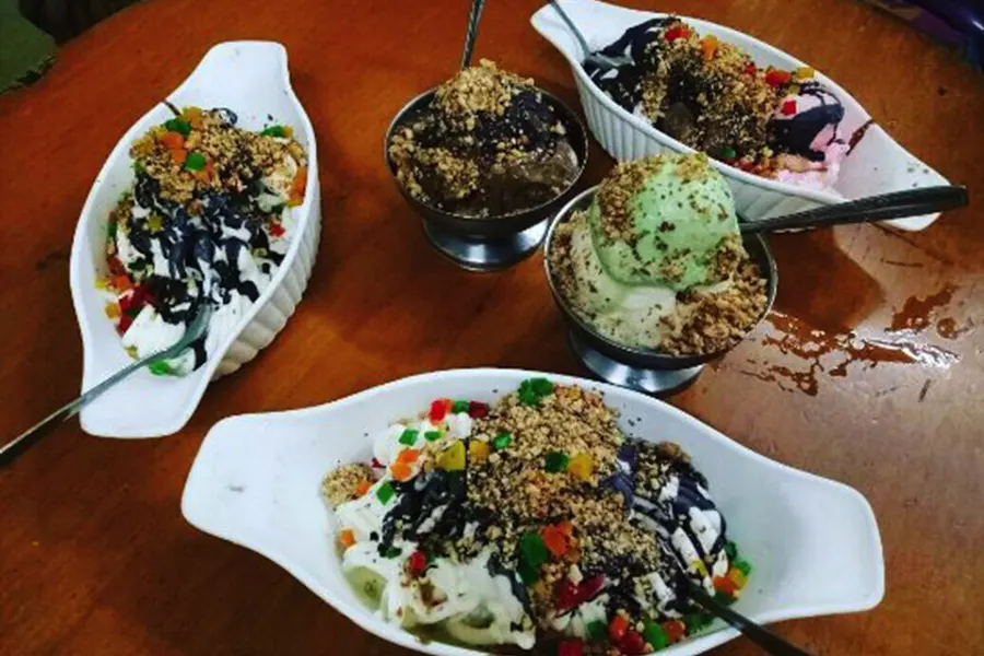 Es Ragusa Italia Rental Mobil