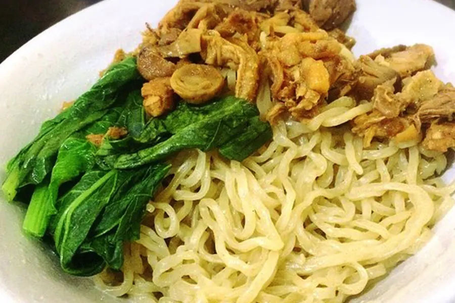 Mie Ayam Gondangdia Rental Mobil