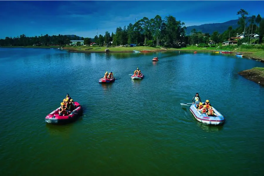 Rental Mobil Bandung Situ Cileunca