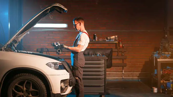 Tips Menghindari Kerusakan Saat Sewa Mobil di Bandung