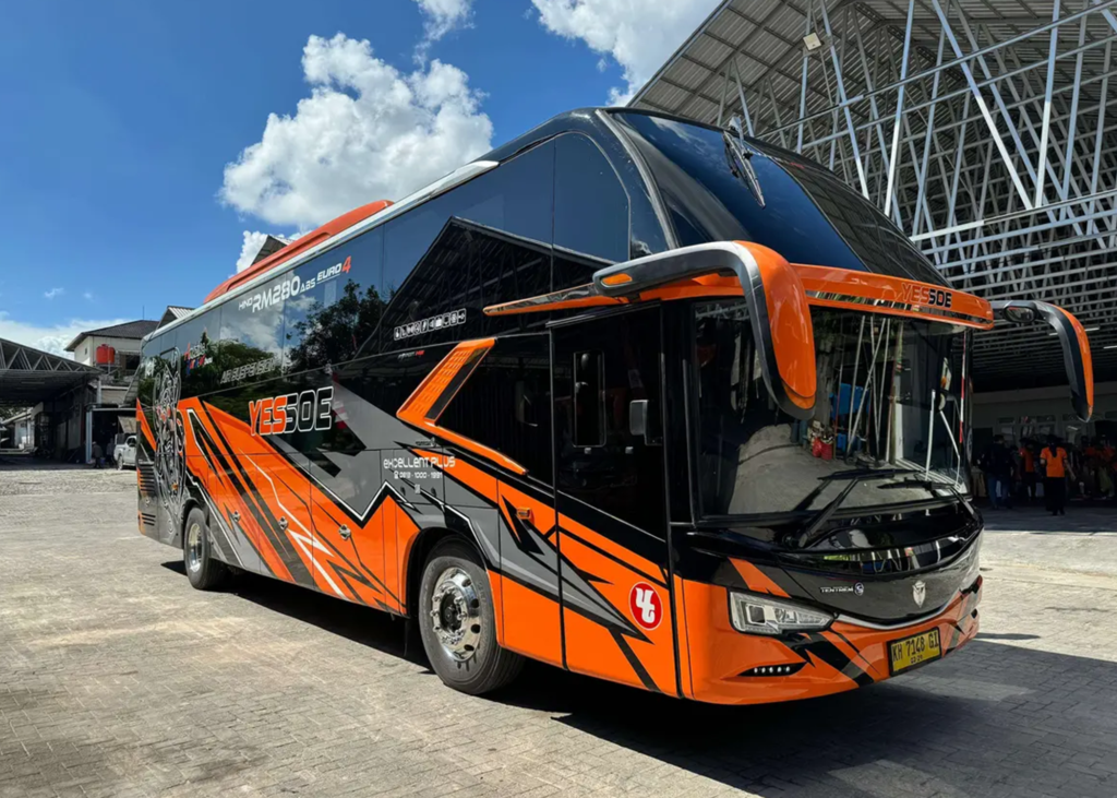 Rental Bus Pariwisata