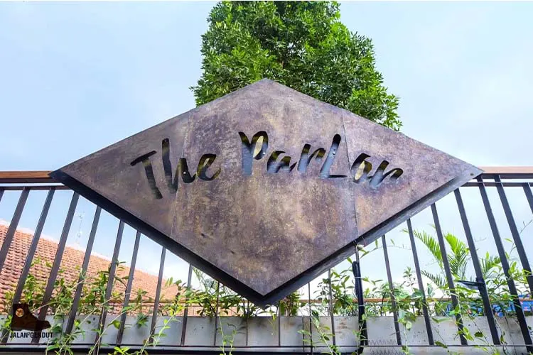 Rental Mobil Citycar Bandung ke The Parlor