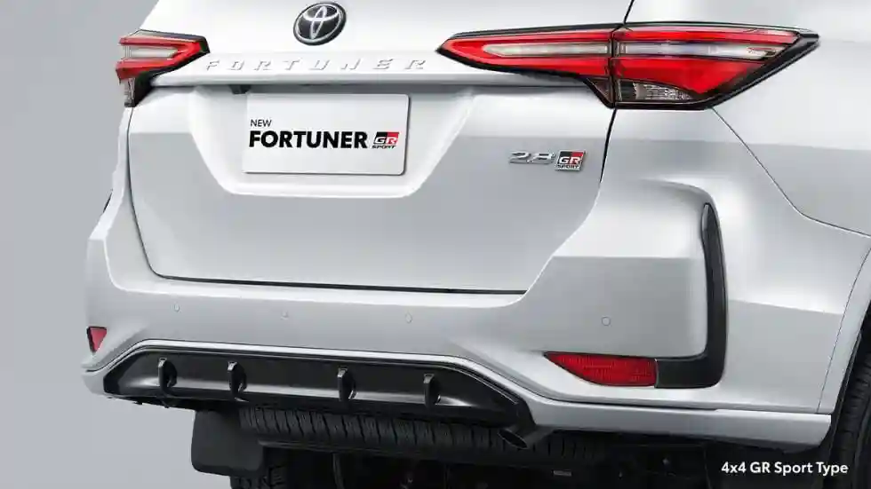 Bumper Fortuner GR Rental Mobil Tangerang