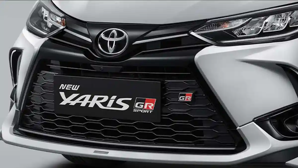 Eksterior Yaris Rental Mobil Surabaya