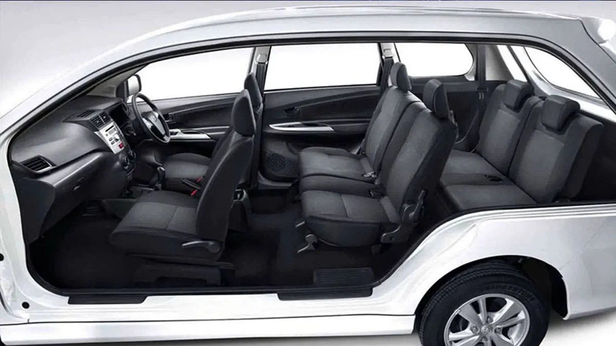 Interior Avanza Rental Mobil Pekanbaru