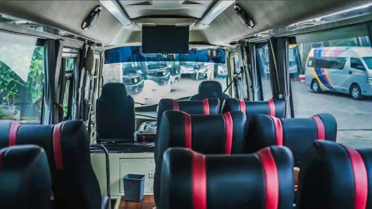 Interior Medium Bus Rental Mobil Surabaya