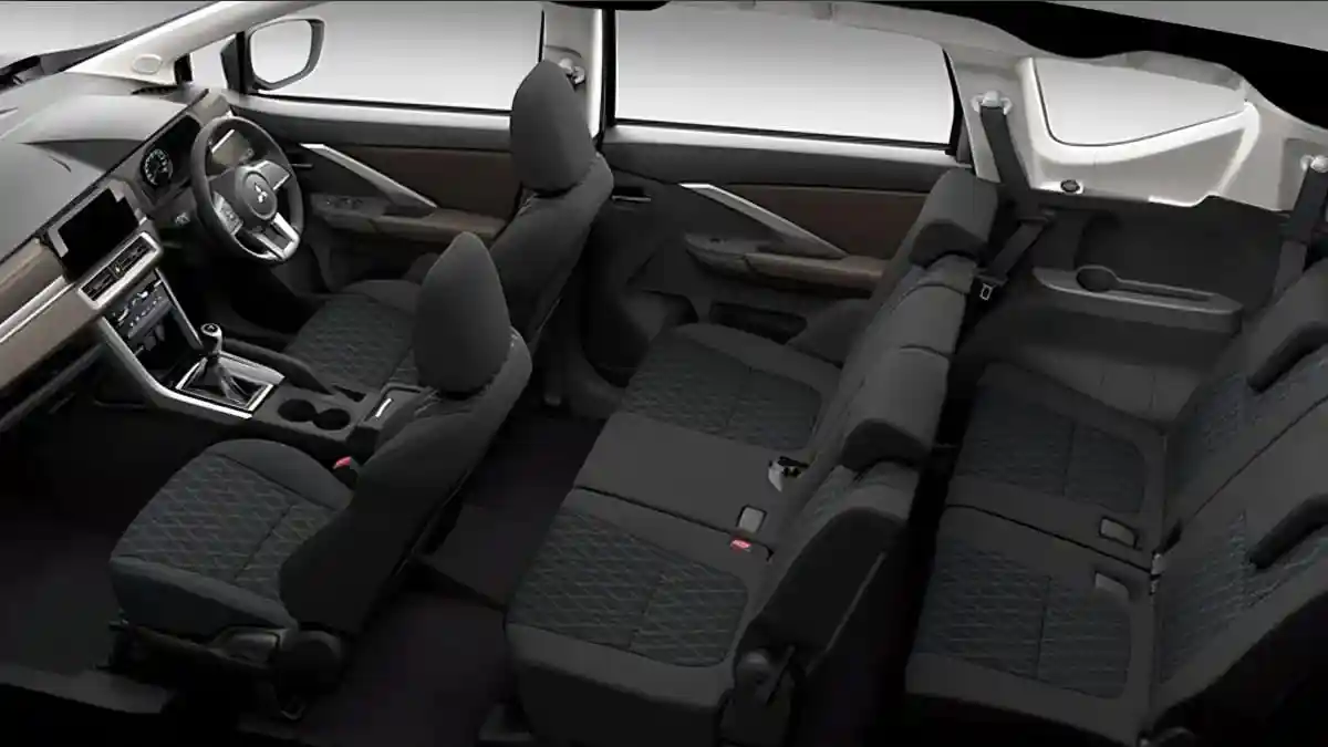 Interior Xpander Rental Mobil Solo Interior Xpander Rental Mobil Solo