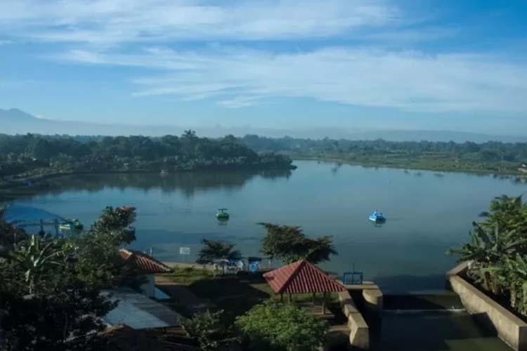 Rental Mobil Depok ke Situ Pangasinan