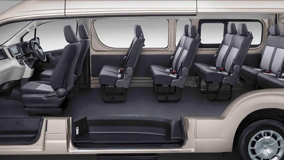 Interior Hiace Premio Rental Mobil Padalarang
