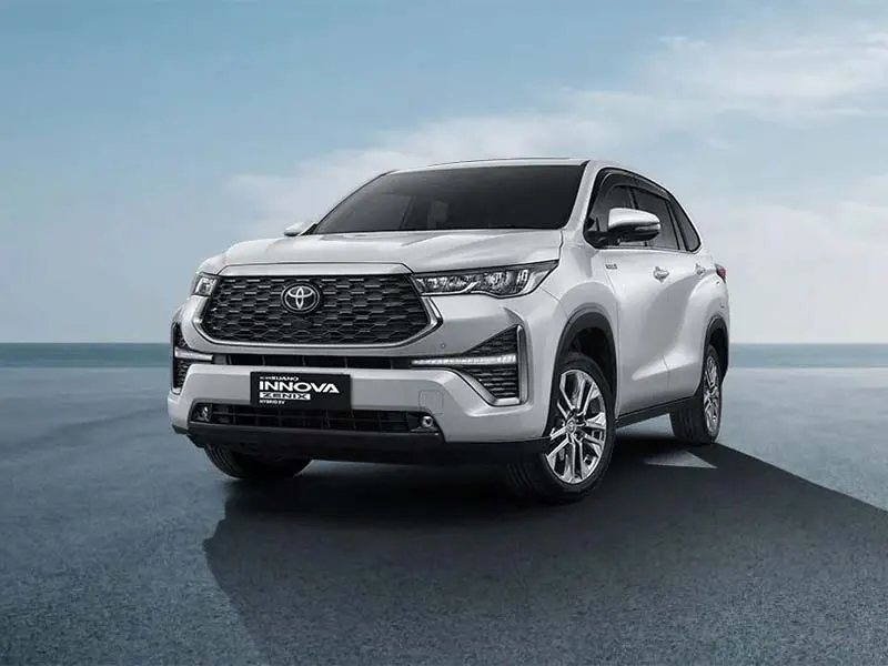 Rental Mobil Innova Zenix G Hybrid Bandung