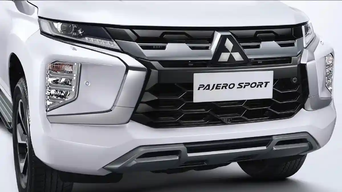 Tampilan eksterior dan bodi Pajero Sport Dakar