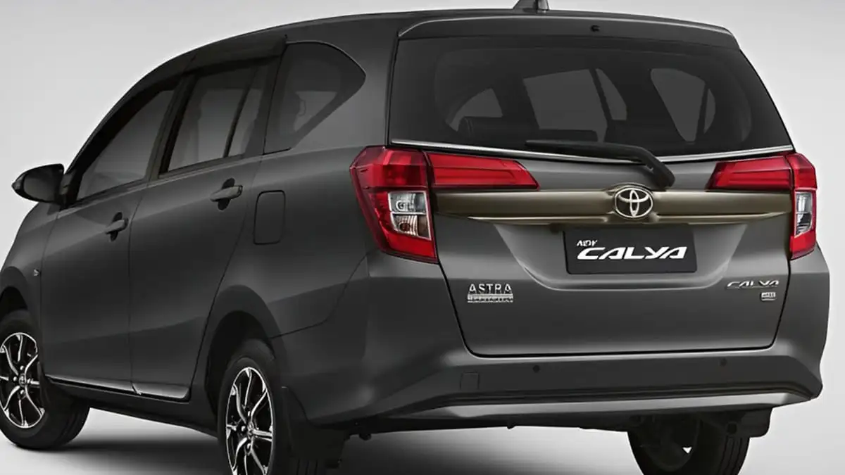 Eksterior Toyota Calya Rental Mobil KBP
