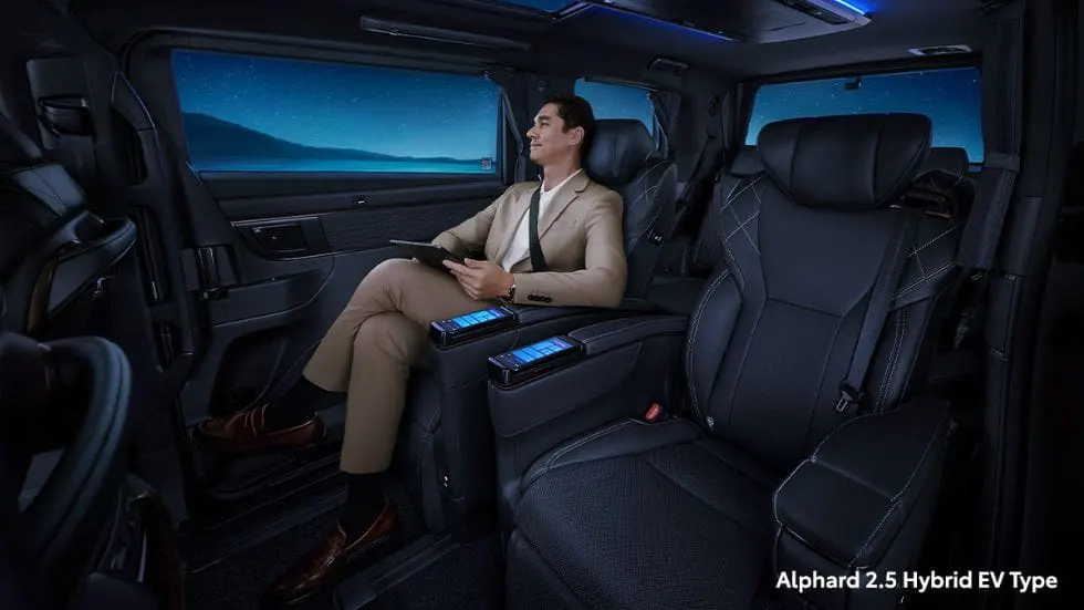 Interior All New Alphard HEV Rental Mobil KBP