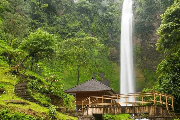 Rental Mobil ke Lembang