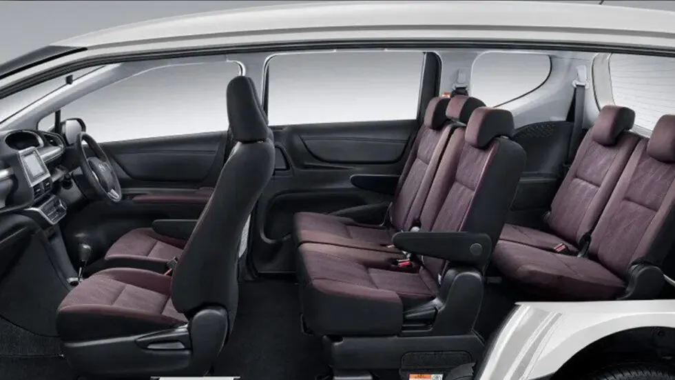 Rental Mobil Toyota Sienta