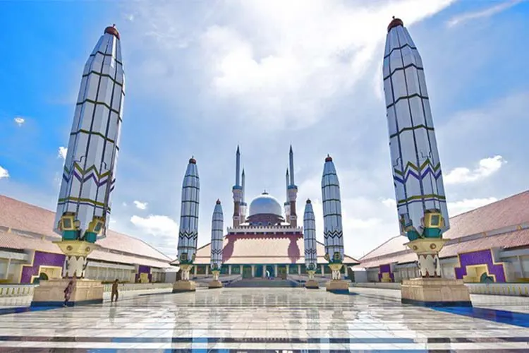 Masjid Agung Semarang Rental Mobil Masjid Agung Semarang Rental Mobil