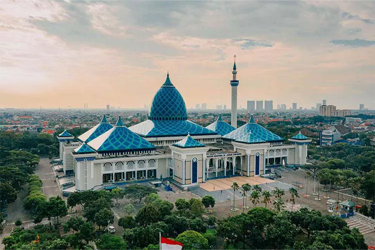 Masjid Al Akbar Surabaya Rental Mobil