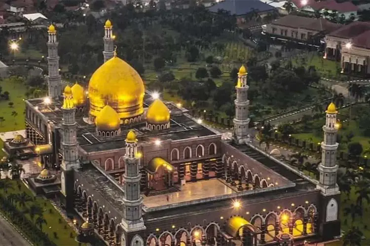 Rental Mobil Depok ke Masjid Kubah Mas