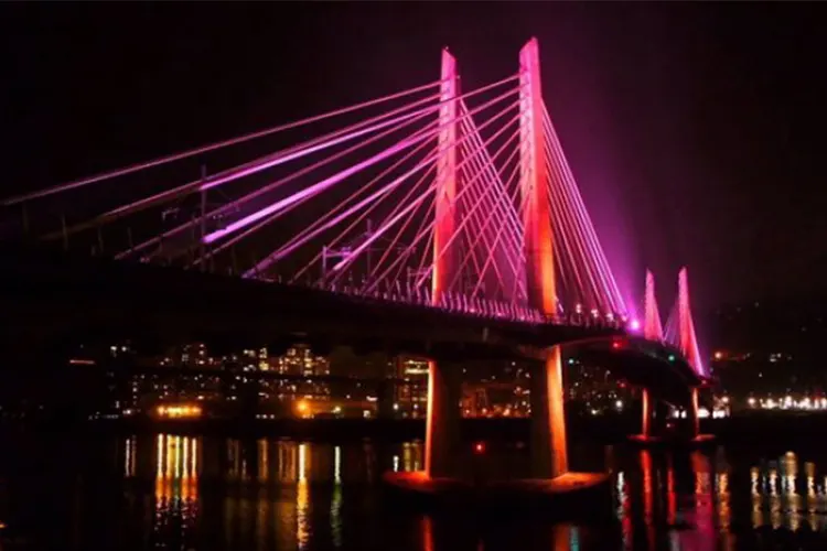 Rental Mobil Samarinda ke Jembatan Mahkota